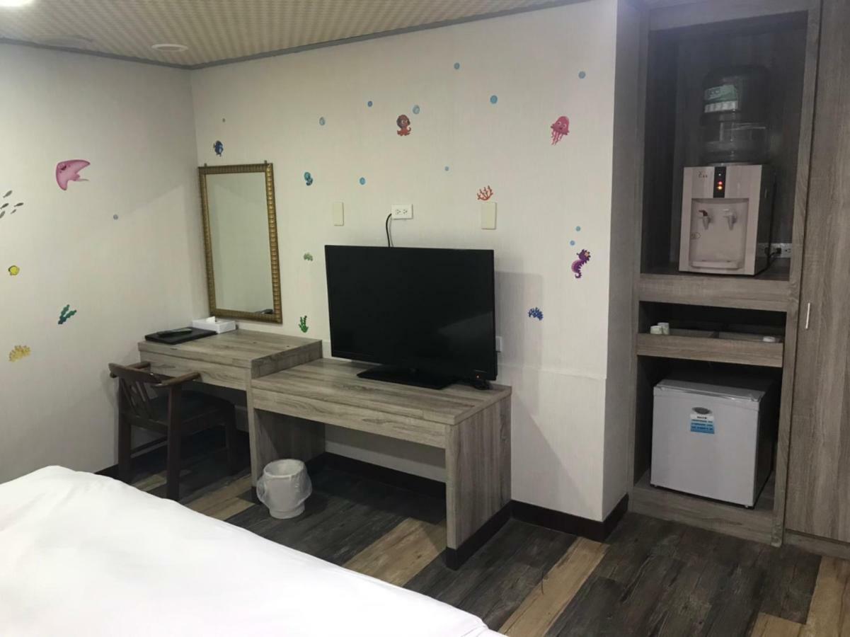 心園生活旅店 Xin Yuan Hotel Cidade de Hsinchu Exterior foto